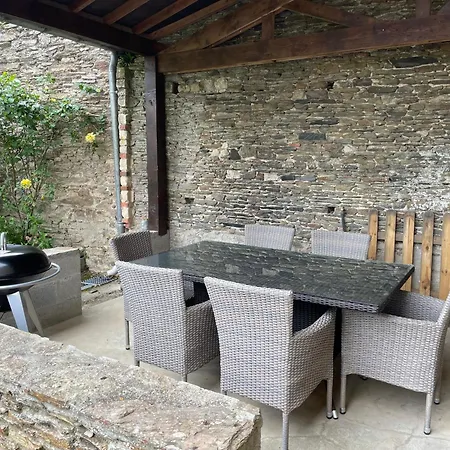 Les Maisons Des Halles Holiday home *