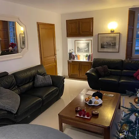 Les Maisons Des Halles * Cerisy-la-Foret