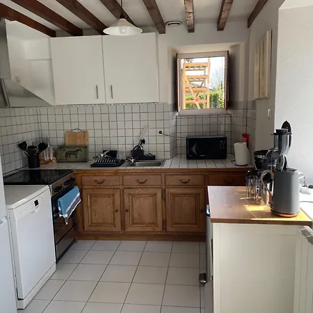 Les Maisons Des Halles Cerisy-la-Foret