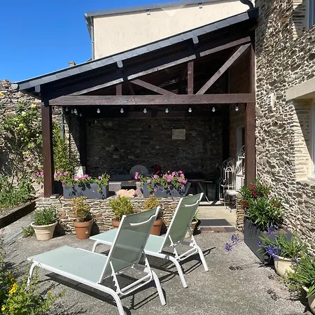 Les Maisons Des Halles * Cerisy-la-Foret