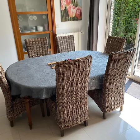 Les Maisons Des Halles * Cerisy-la-Foret