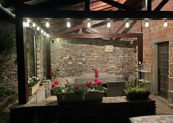 Les Maisons Des Halles Feriehus Cerisy-la-Foret