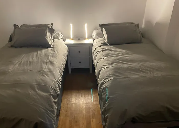 Les Maisons Des Halles Feriehus Cerisy-la-Foret