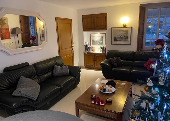 Les Maisons Des Halles * Cerisy-la-Foret